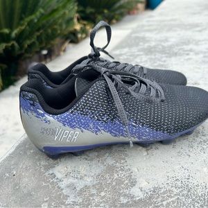 DSG Silver Purple  Speed Viper Soccer Cleats Big Kids Sz 4